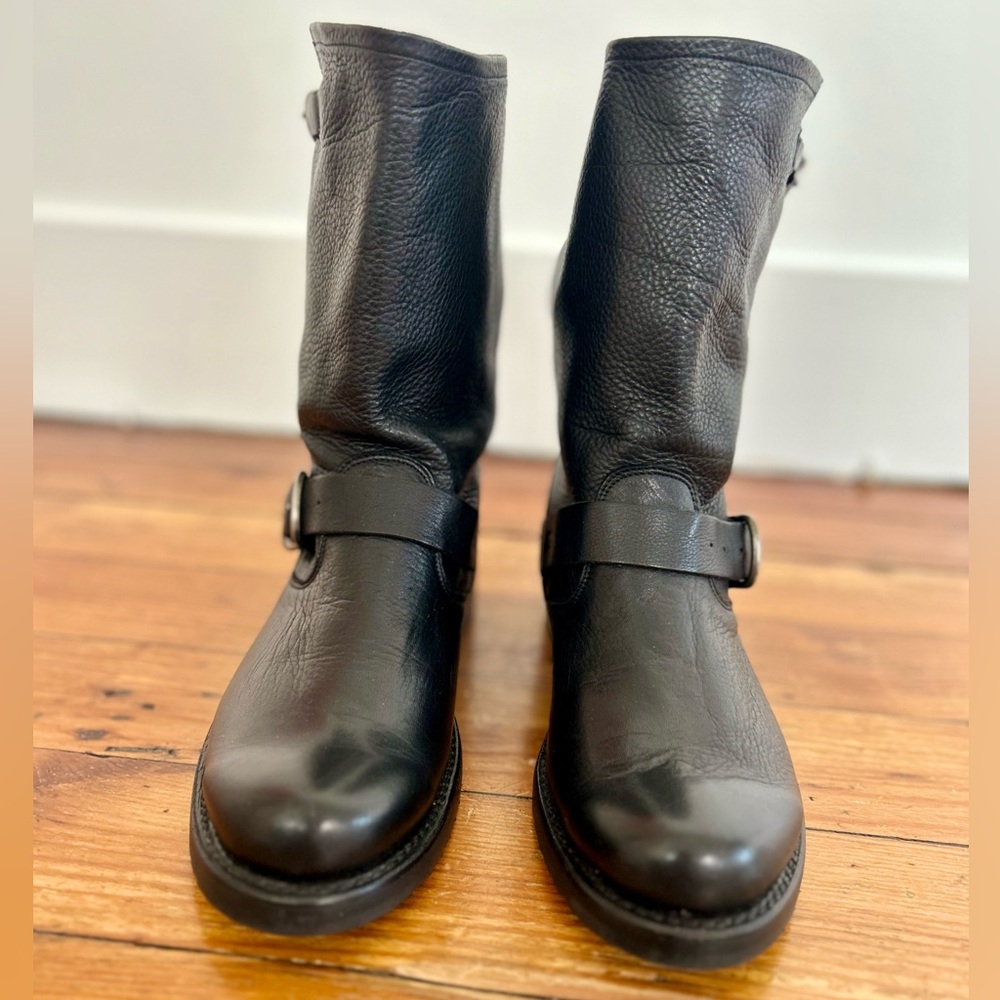 Frye Veronica short Black Leather biker Boots